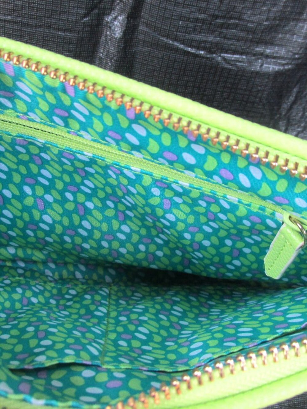 Vera Bradley Citrine Green Crossbody Tote Bag or Purse - Picture 6 of 14